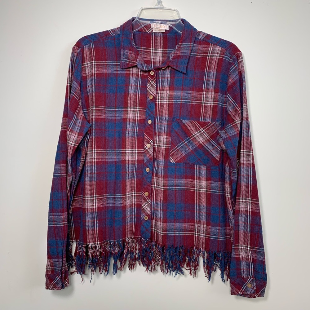 The Hanger Plaid Frayed Hem Button Up Top Sz L